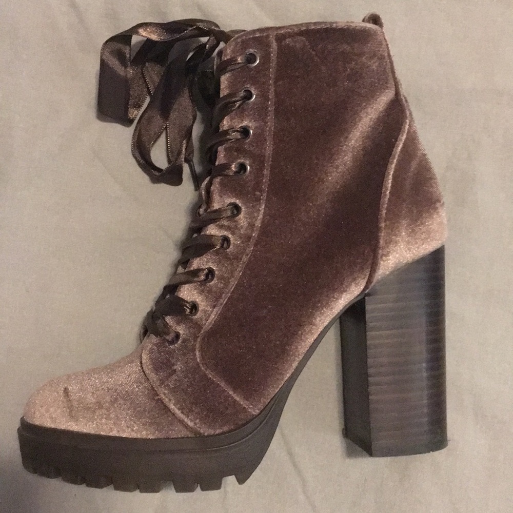 Steve Madden Laurie boots